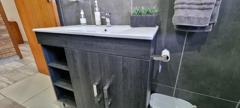4 Bedroom Property for Sale in Tergniet Western Cape
